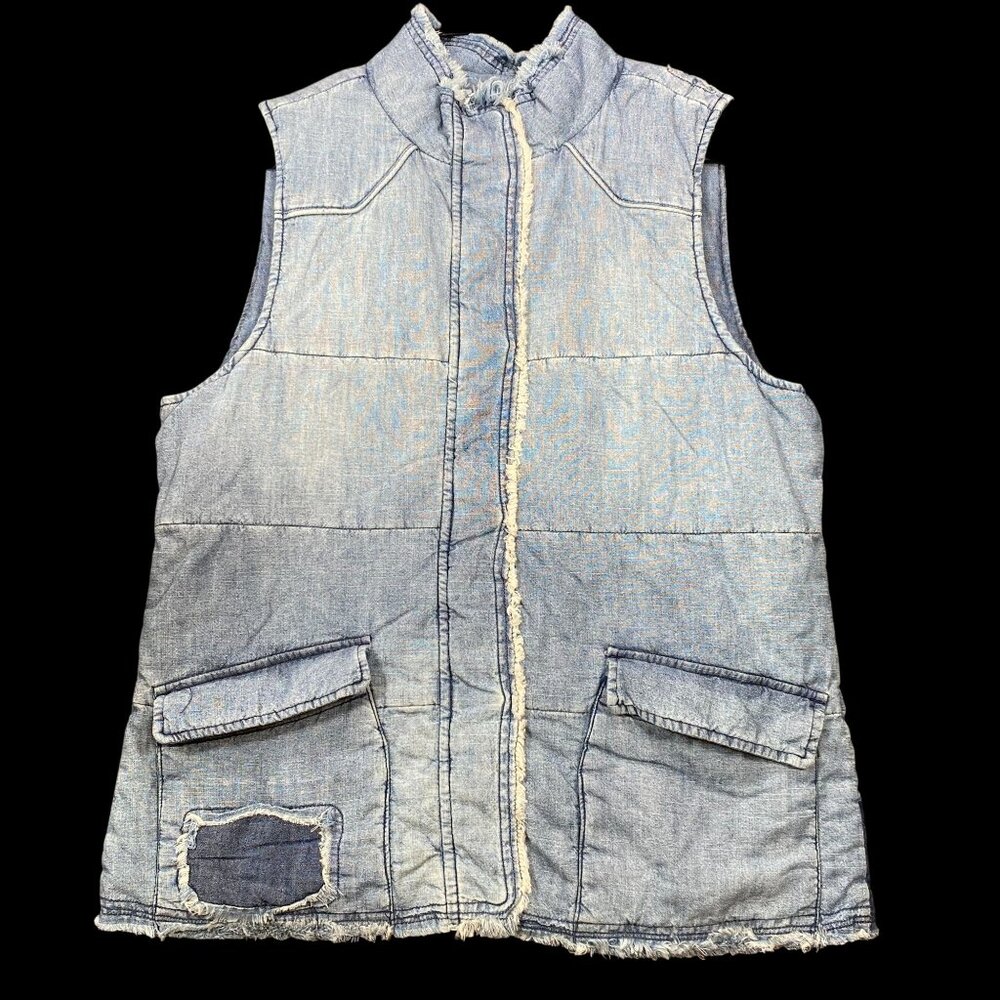 BKE Womens Size Medium Sleeveless Distressed Denim Vest Frayed Hem & Pockets
